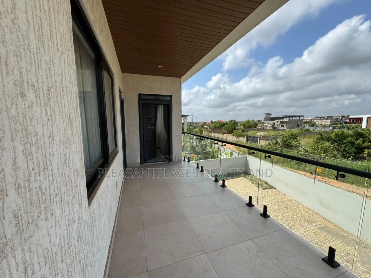 3bdrm House in Pleasantplaces And, Adenta for sale in Adenta