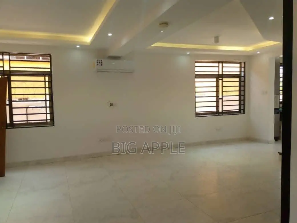 2bdrm Townhouse / Terrace in Cantonments for rent in Cantonments