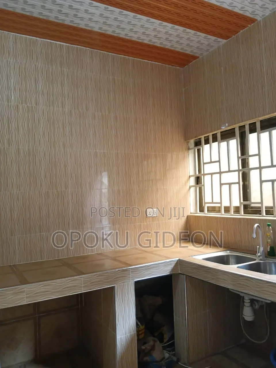 3bdrm Duplex in Joma, Ablekuma for rent in Ablekuma