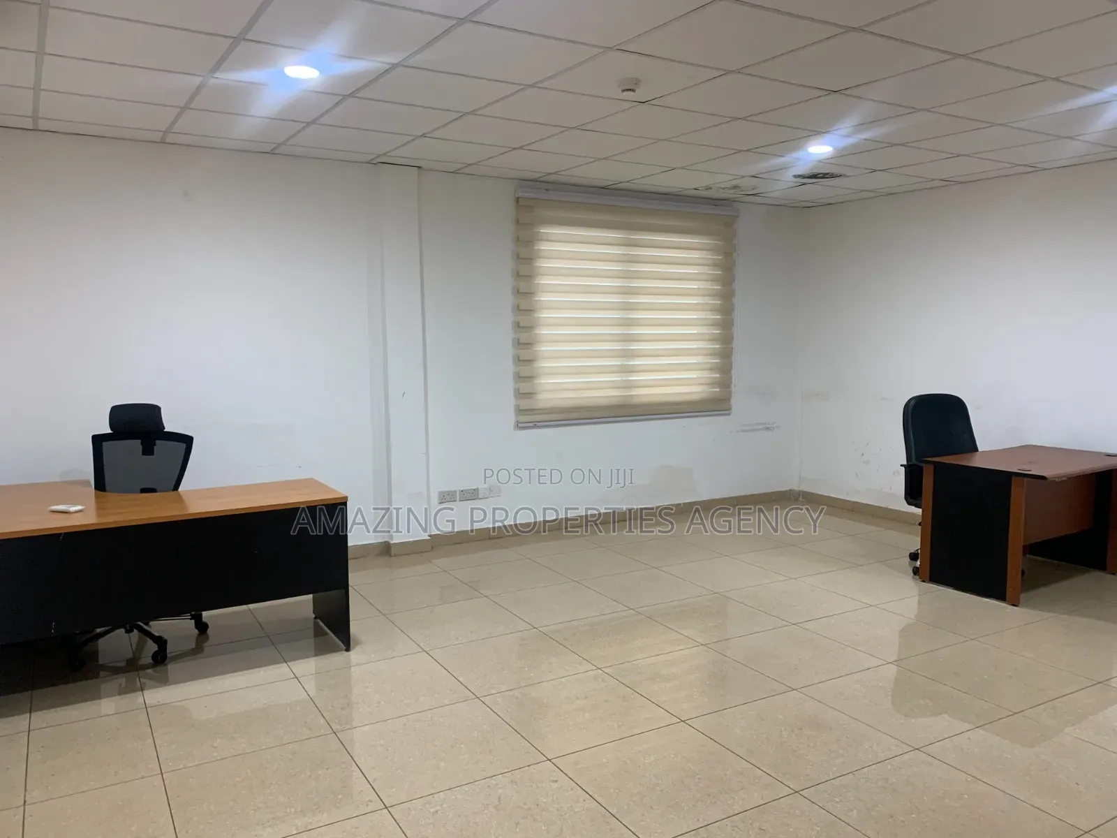 North Ridge Location Near the Nigerian Embassy. 371 SQM in North Ridge