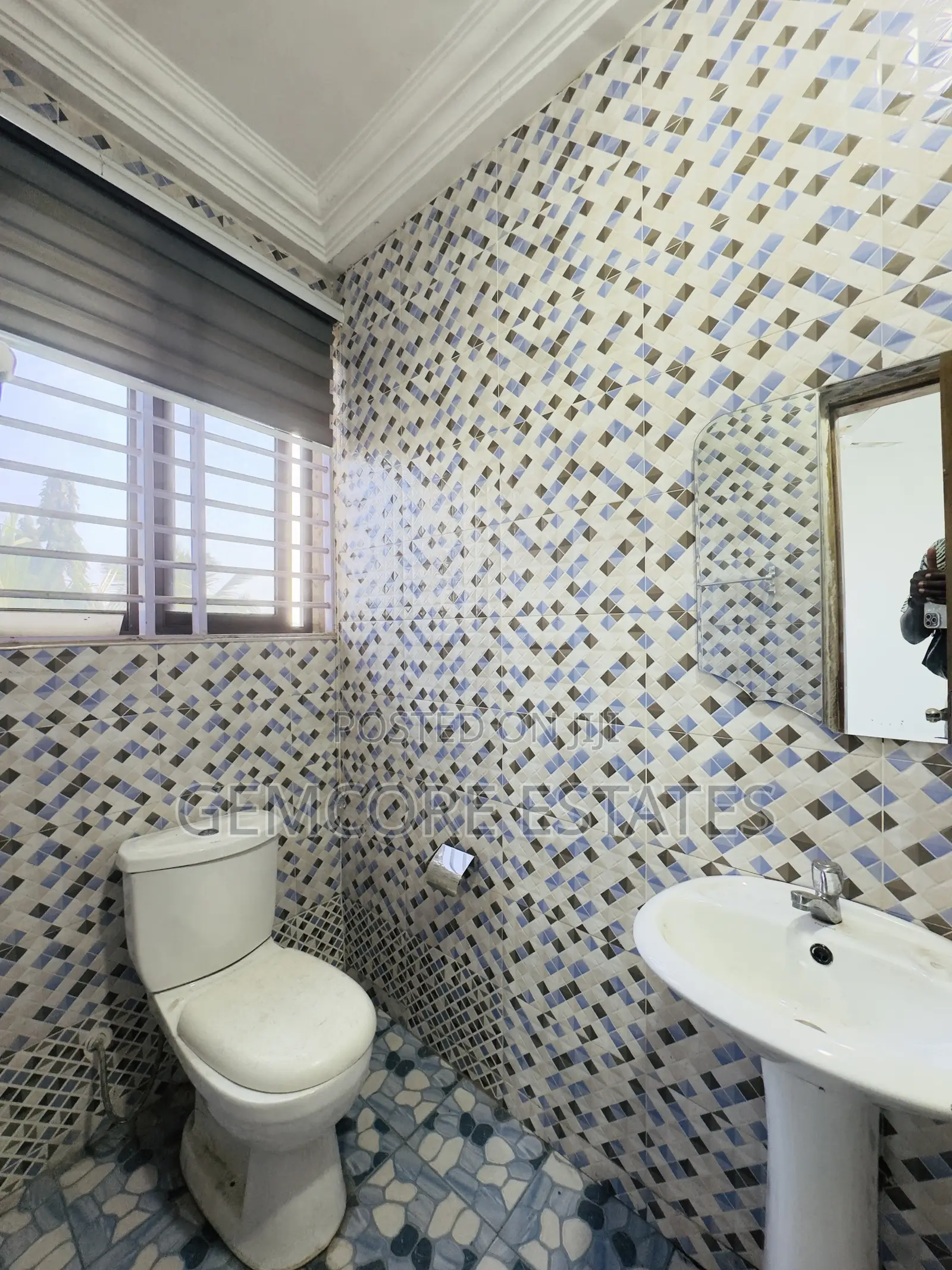 2bdrm Apartment in School Junction for rent in School Junction