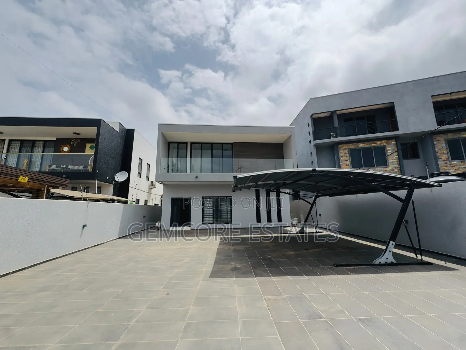 4bdrm House in East Legon Hills, Ashaley Botwe for sale in Ashaley Botwe