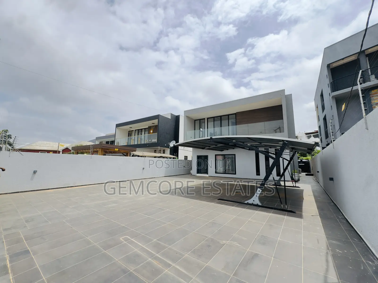 4bdrm House in East Legon Hills, Ashaley Botwe for sale in Ashaley Botwe
