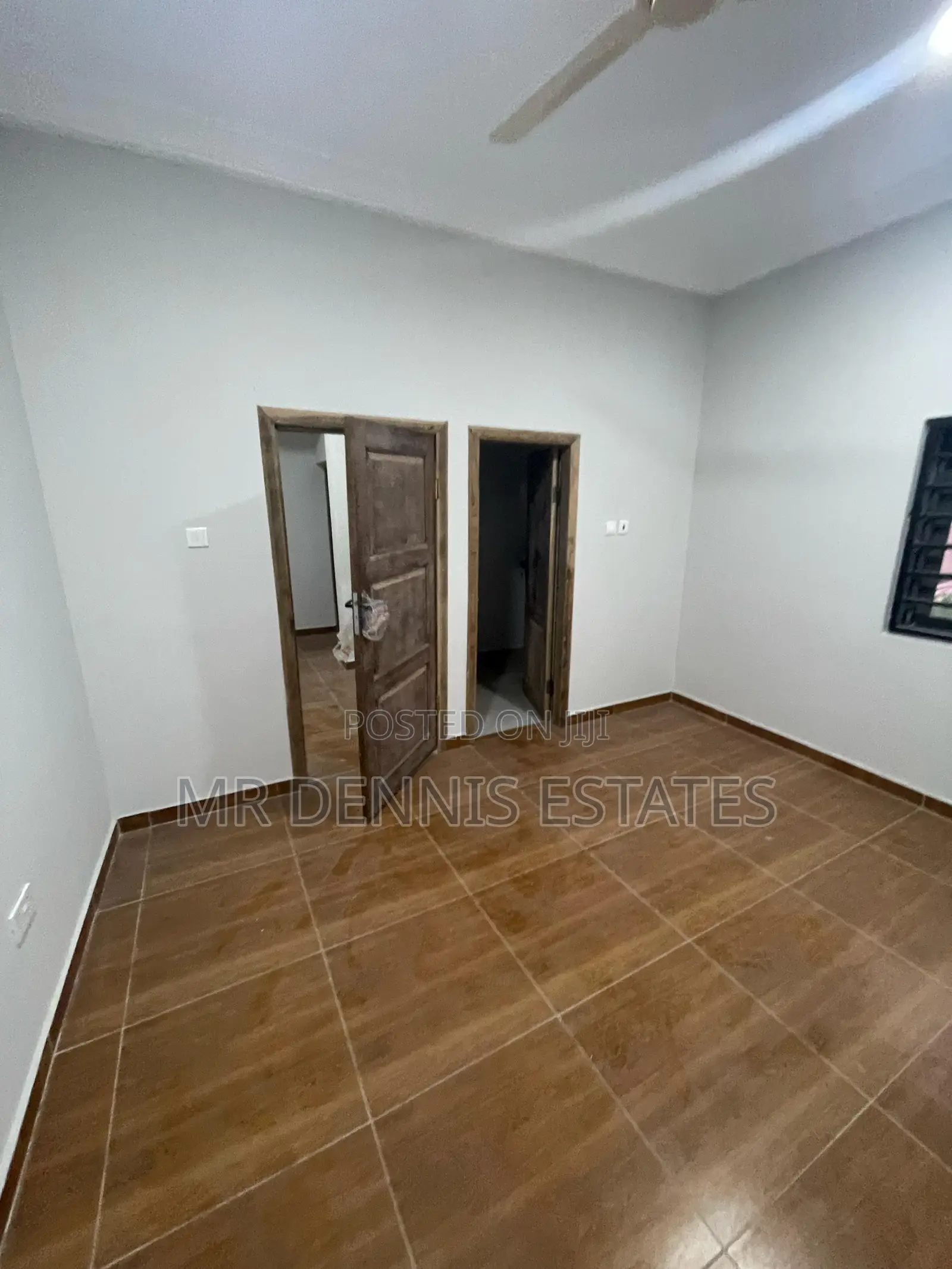 3bdrm Apartment in Westhills Mall for rent in West Hills Mall Area