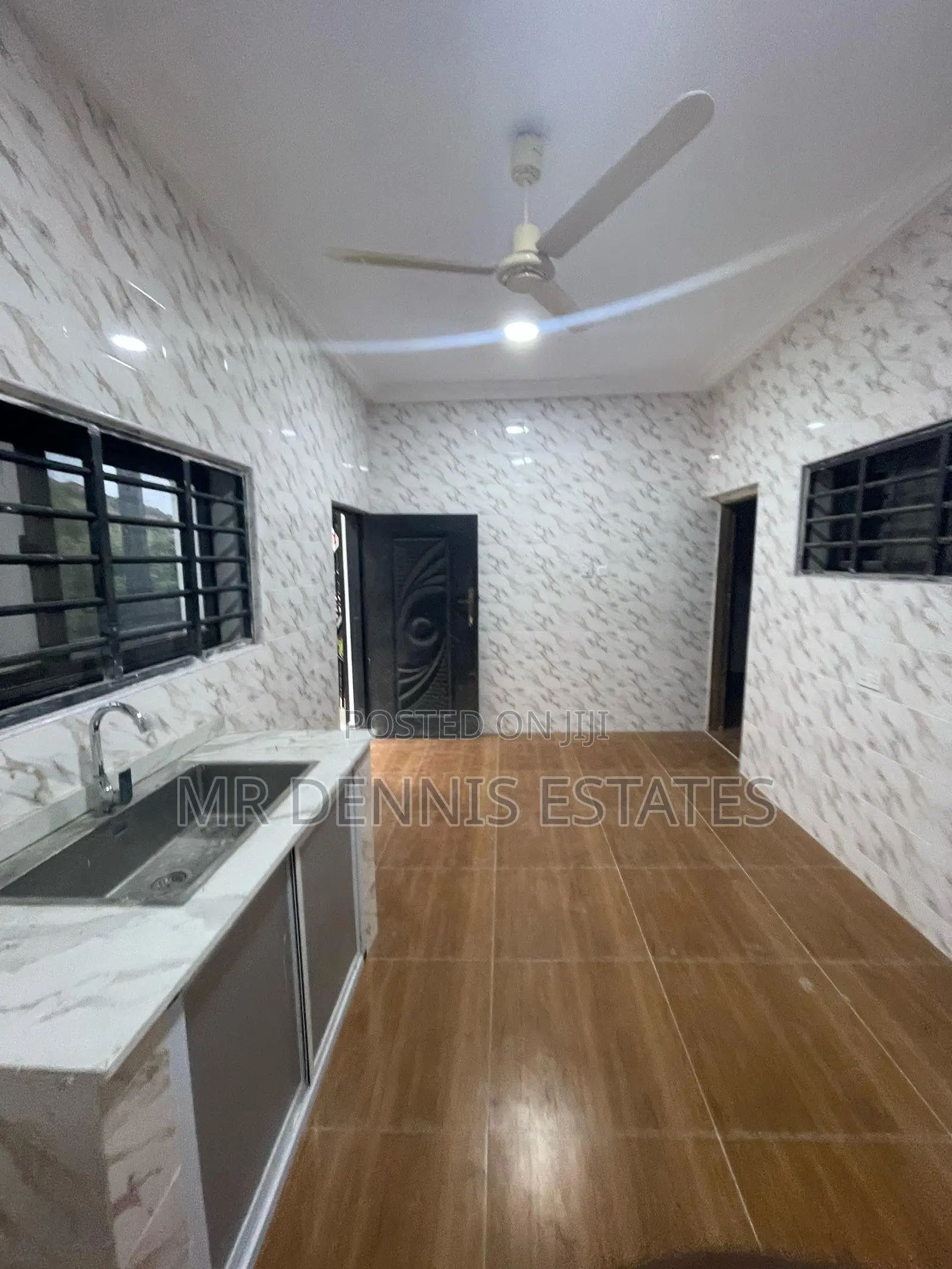 3bdrm Apartment in Westhills Mall for rent in West Hills Mall Area