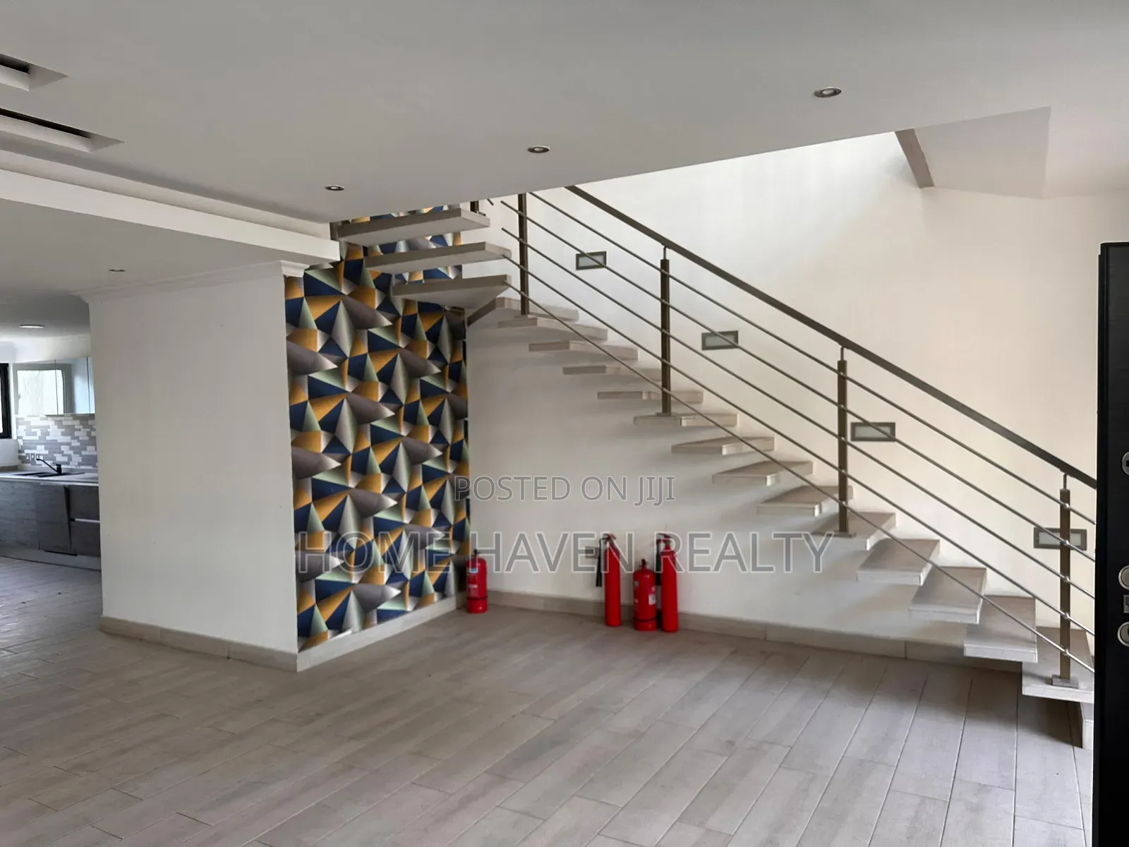 Furnished 4bdrm House in Cantonment, US Embassy Area for sale in US Embassy Area