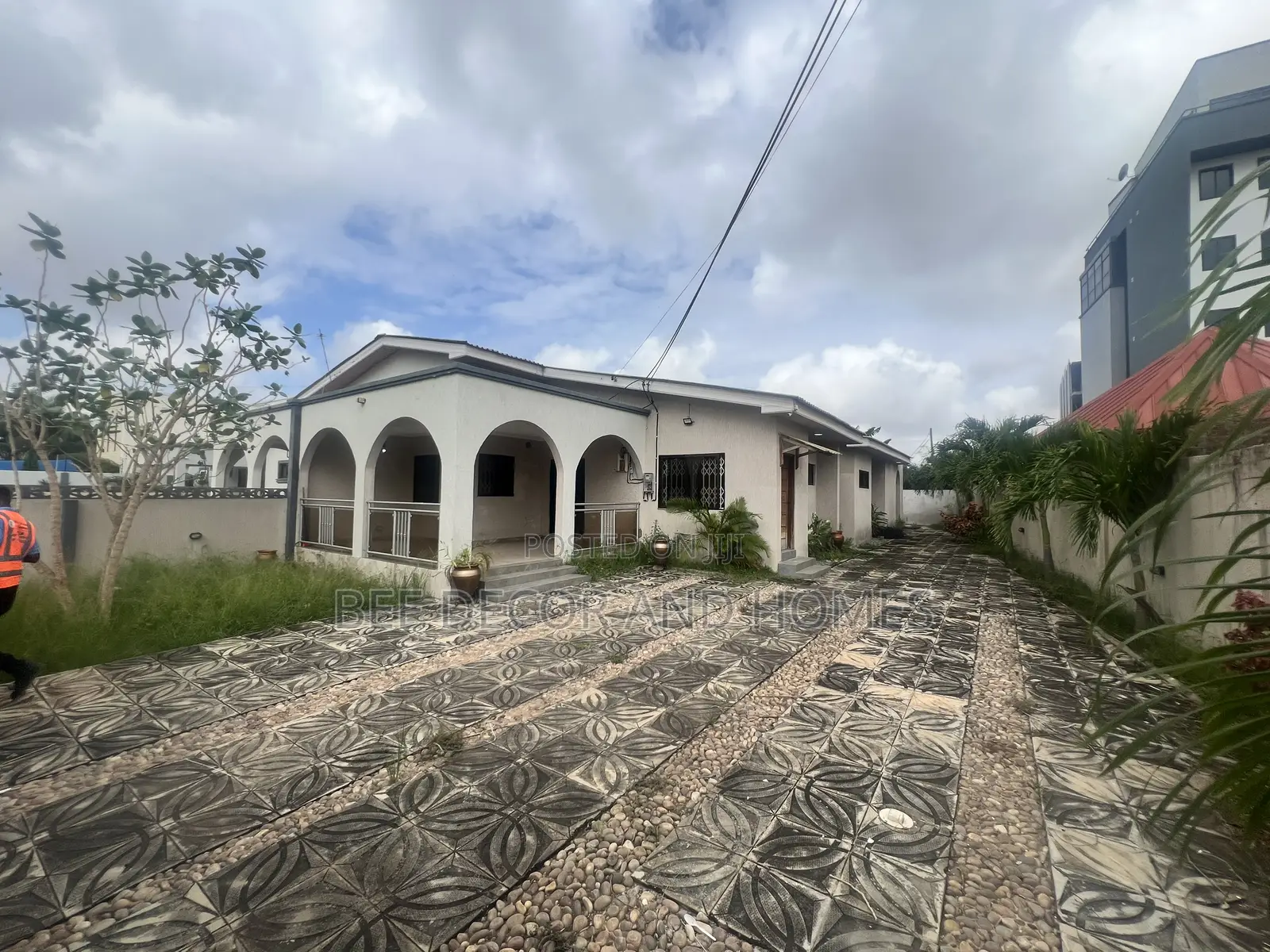 3bdrm House in Bee Decor & Homes, East Legon for rent in East Legon