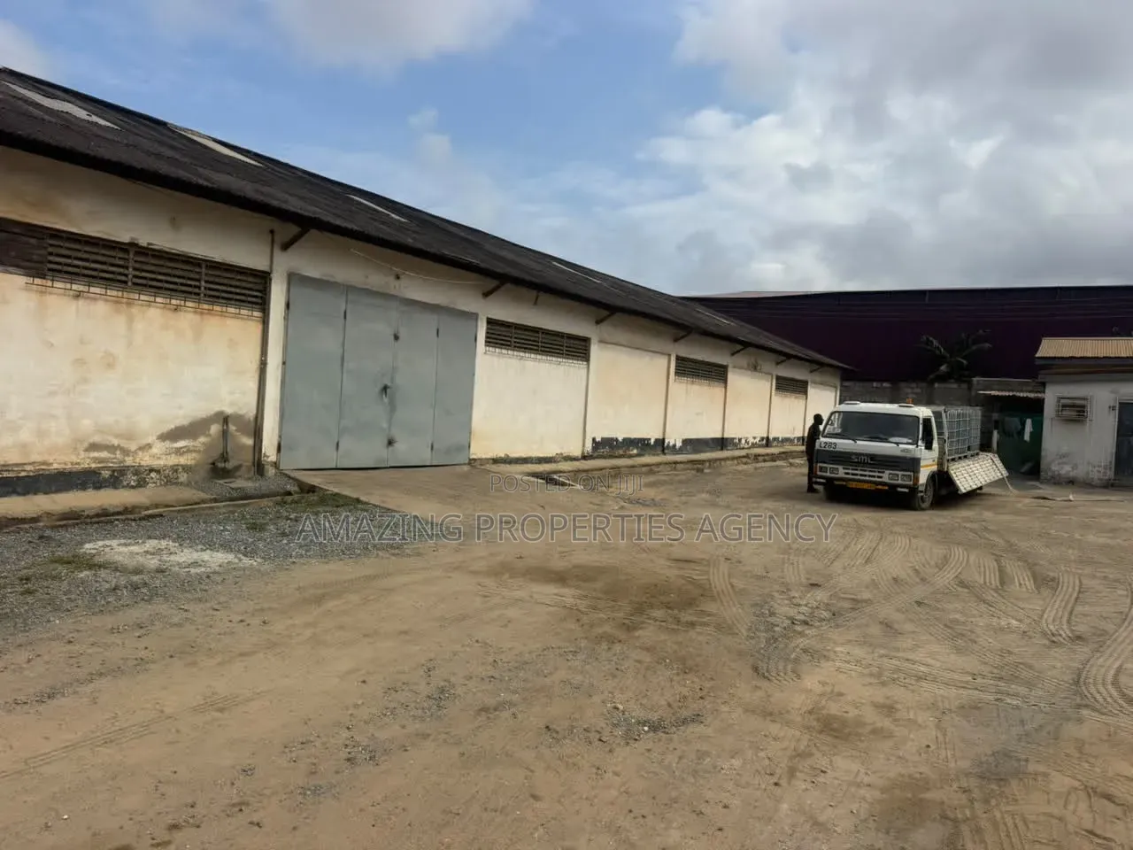 1350 SQM Warehouse for Rent at Achimota Mile 7 in Mile 7