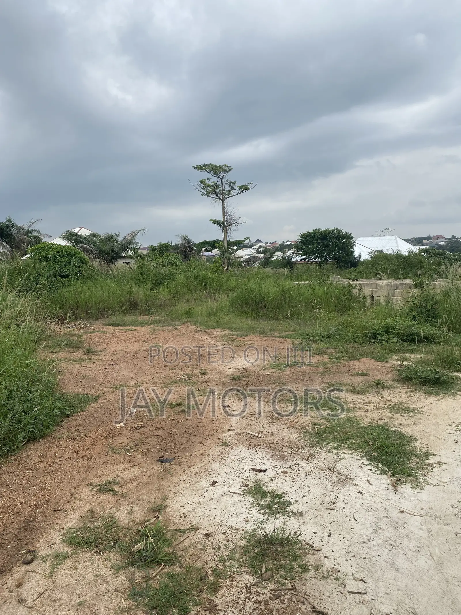 A Plot of Land and Over 2000 Blocks in a Well Developed Area in Kwabre