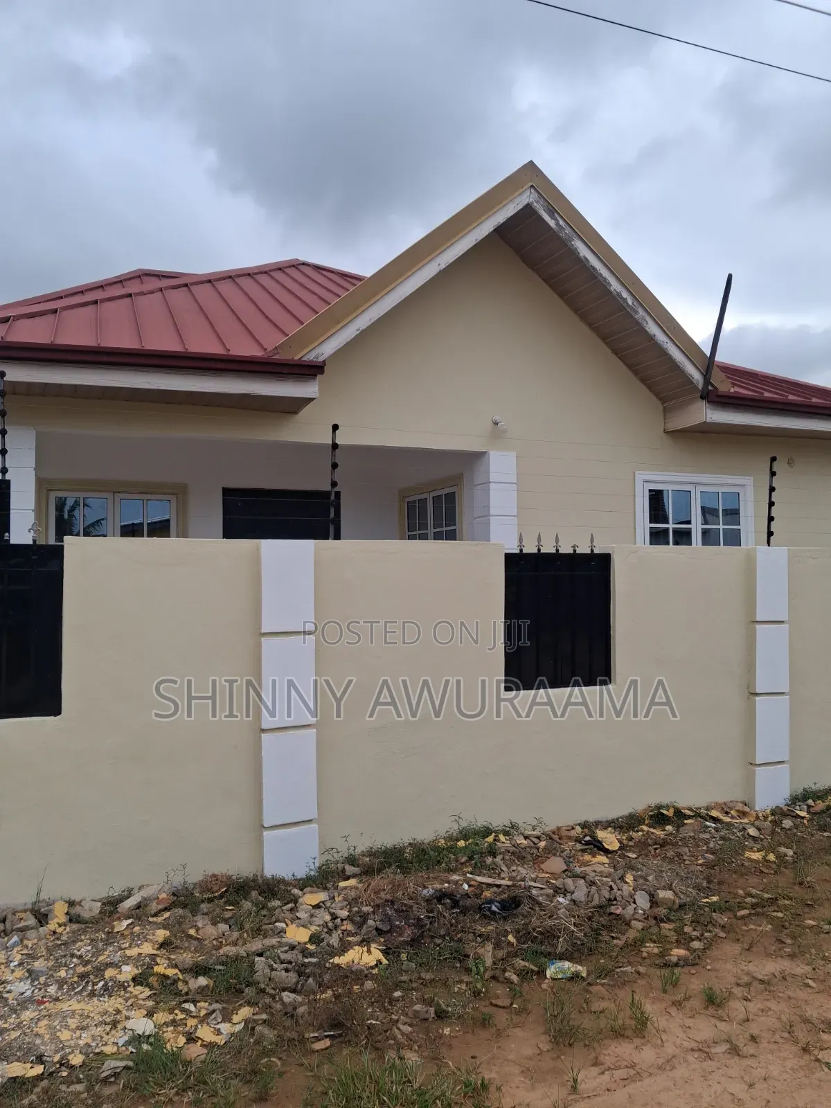 3bdrm House in Lakeside Community 5 for rent in Lake Side Estate