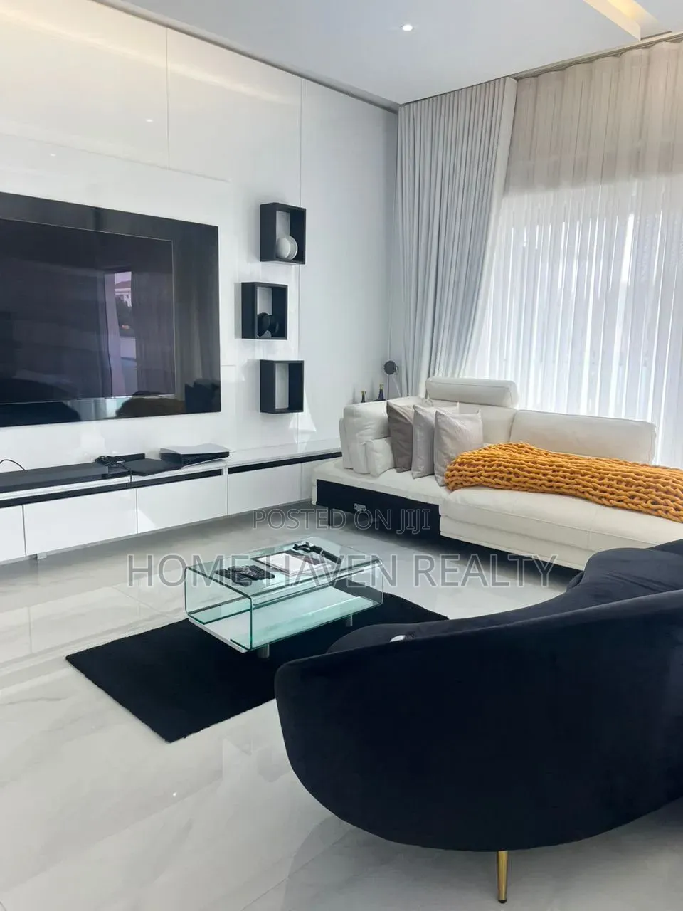 5bdrm House in Airport Hills for sale in Airport Residential Area