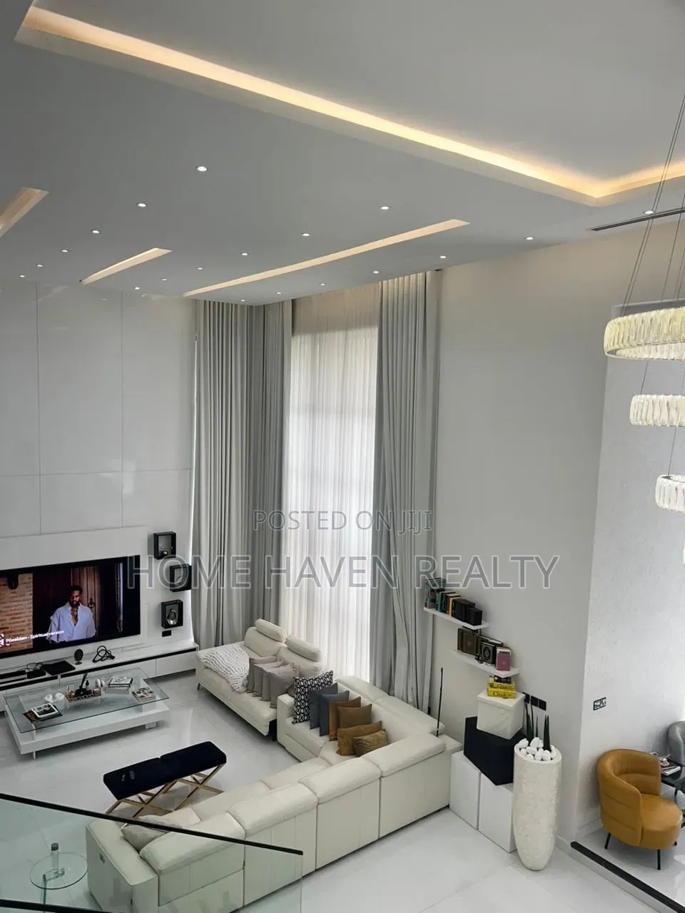 5bdrm House in Airport Hills for sale in Airport Residential Area