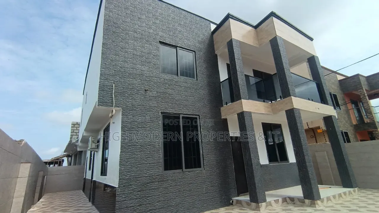 4bdrm House in Klagon, Baatsona Total for rent in Baatsona Total
