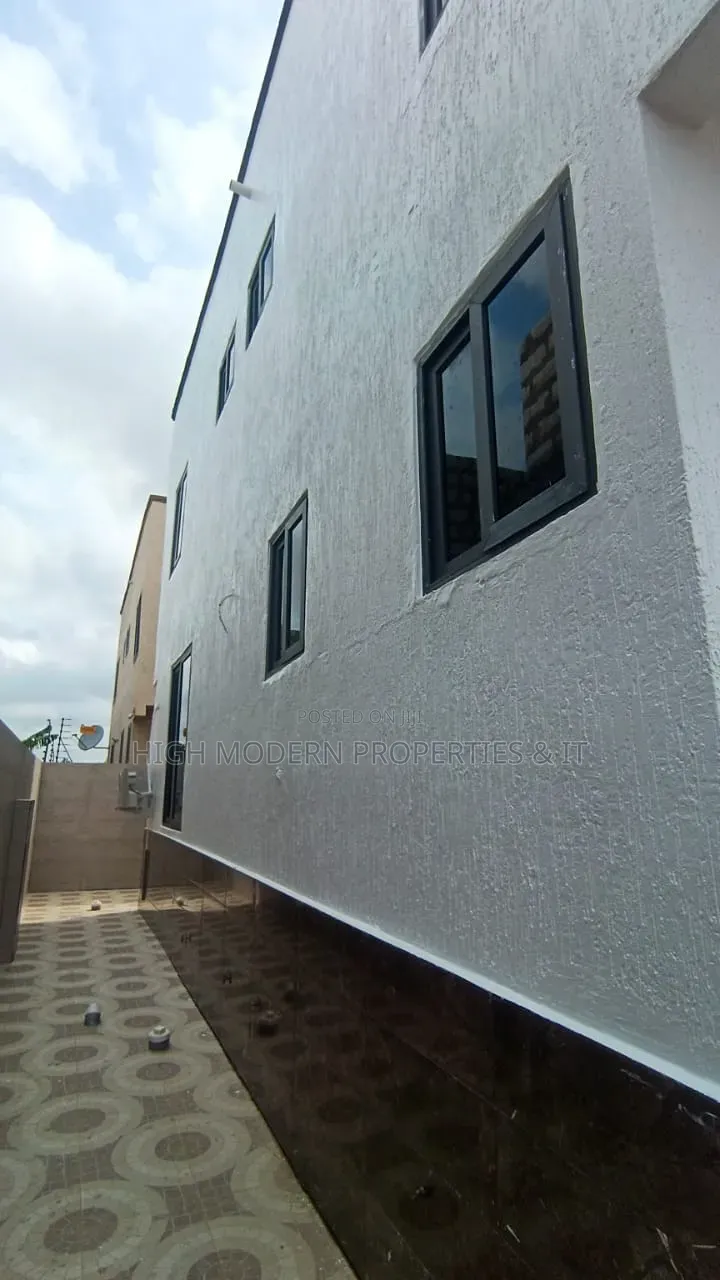 4bdrm House in Klagon, Baatsona Total for rent in Baatsona Total
