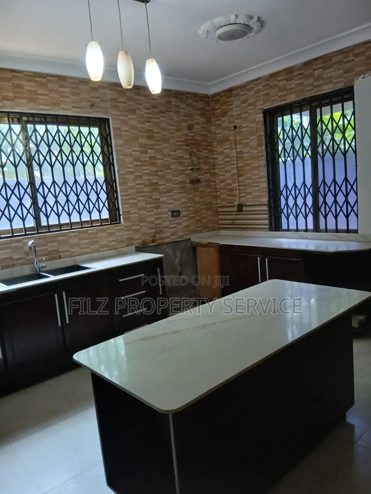 4bdrm House in Comet Police Station, Kwabenya for rent in Kwabenya