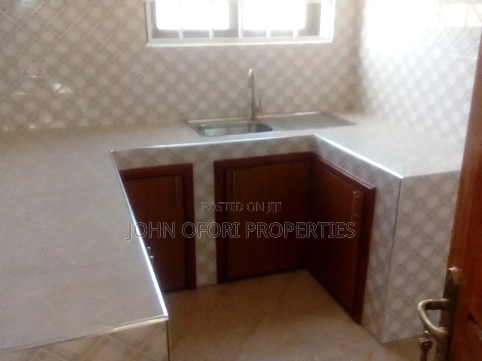 1bdrm Apartment in Emena Station, Asokore Mampong Municipal for rent in Asokore Mampong Municipal