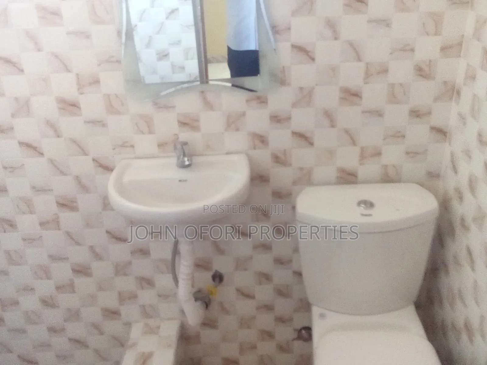 1bdrm Apartment in Emena Station, Asokore Mampong Municipal for rent in Asokore Mampong Municipal