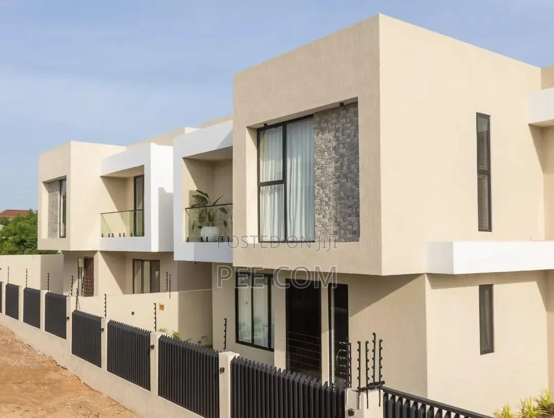 Furnished 3bdrm House in Oyarifa Mall Area for sale in Oyarifa Mall Area