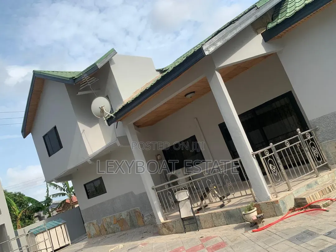 Furnished 4bdrm House in Obom Mama Jane, Adam Nana for sale in Adam Nana