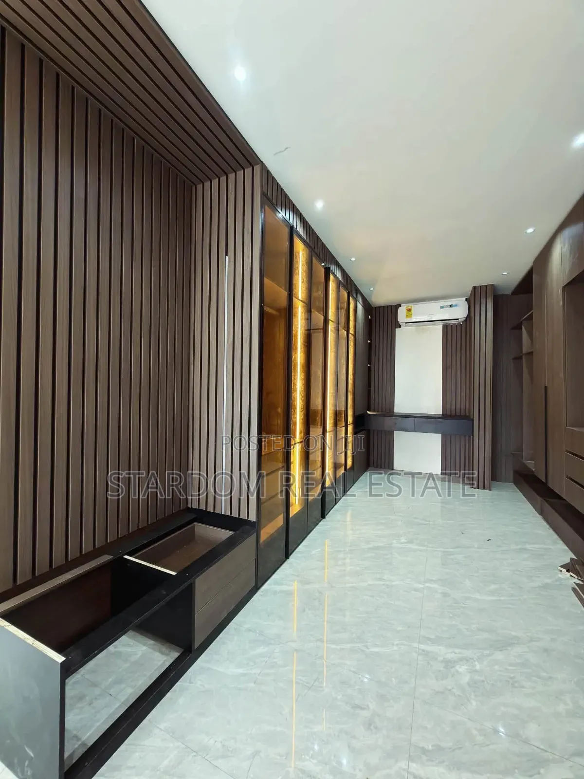 4bdrm Duplex in East Legon, Ability for sale in Ability