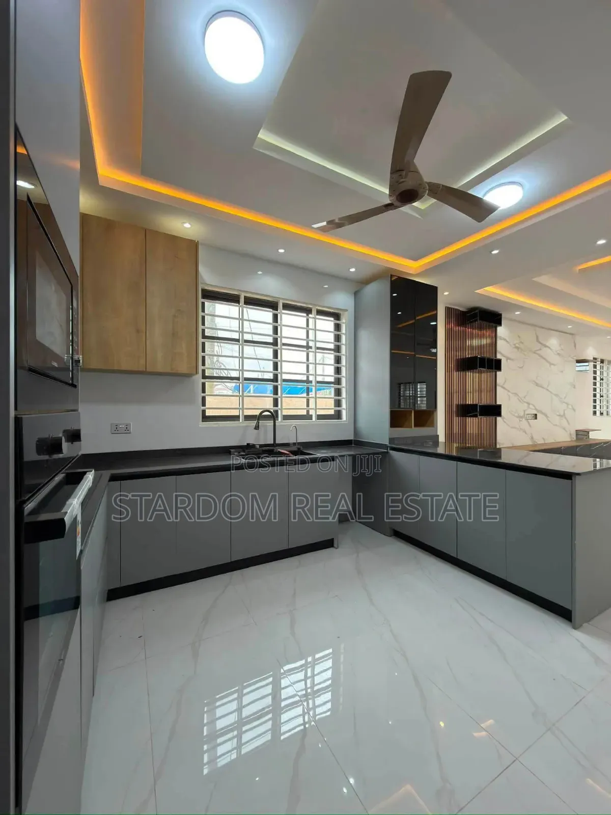 4bdrm Duplex in East Legon Ogbojo, American House for sale in American House
