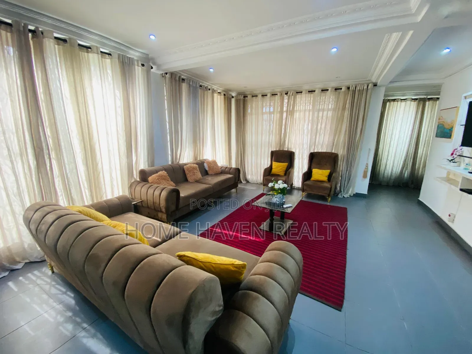 Furnished 3bdrm House in Roman Ridge, Police Station for rent in Police Station