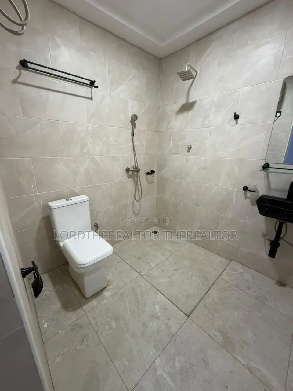2bdrm Apartment in Pokuase for rent in Pokuase