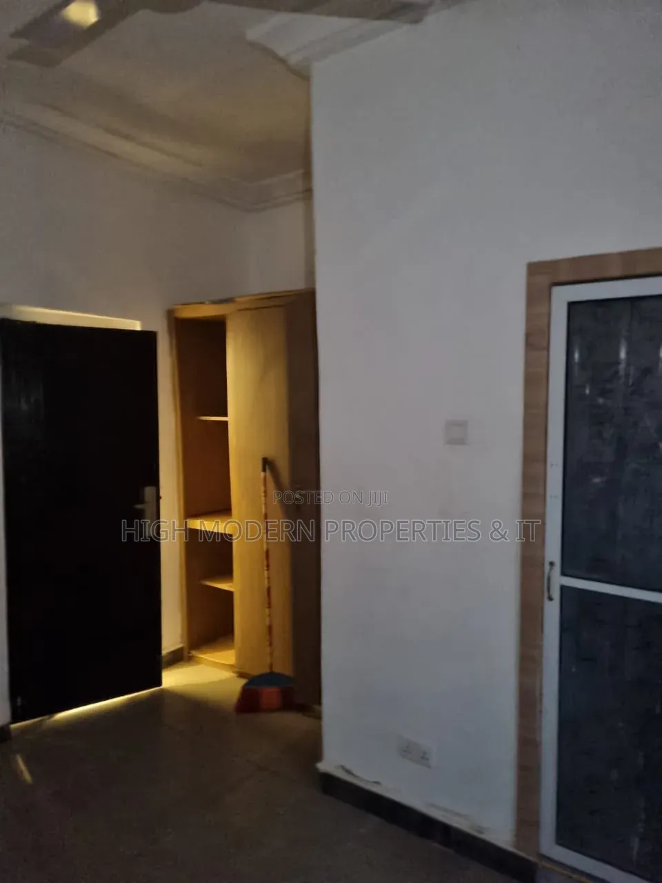 2bdrm Apartment in Bushroad, New Town for rent in New Town
