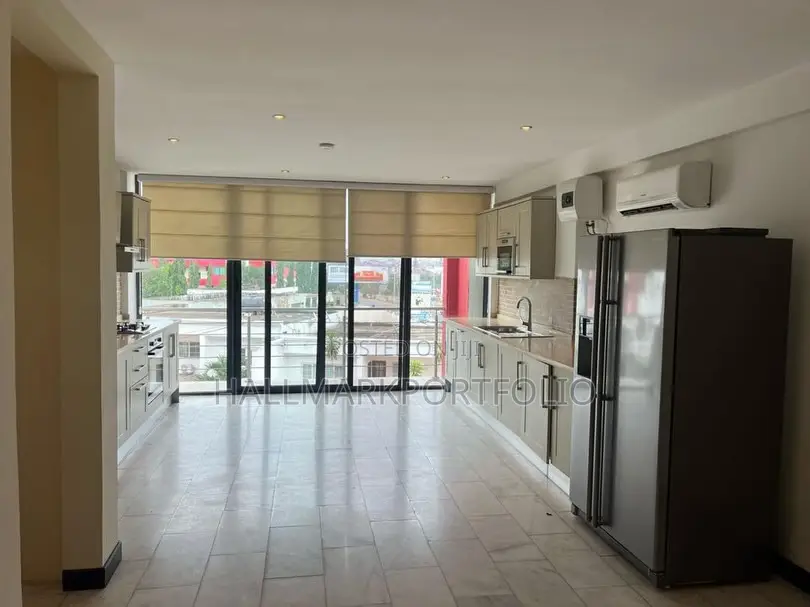 3bdrm Apartment in Airport Residential for sale in Airport Residential Area
