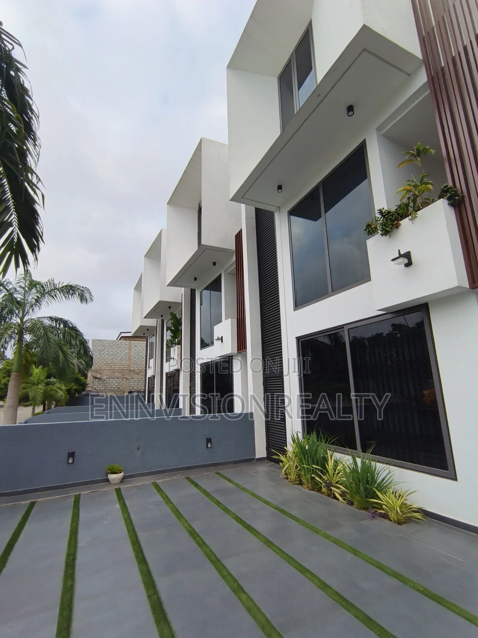 3bdrm House in Ennvision, Mile 7 for sale in Mile 7