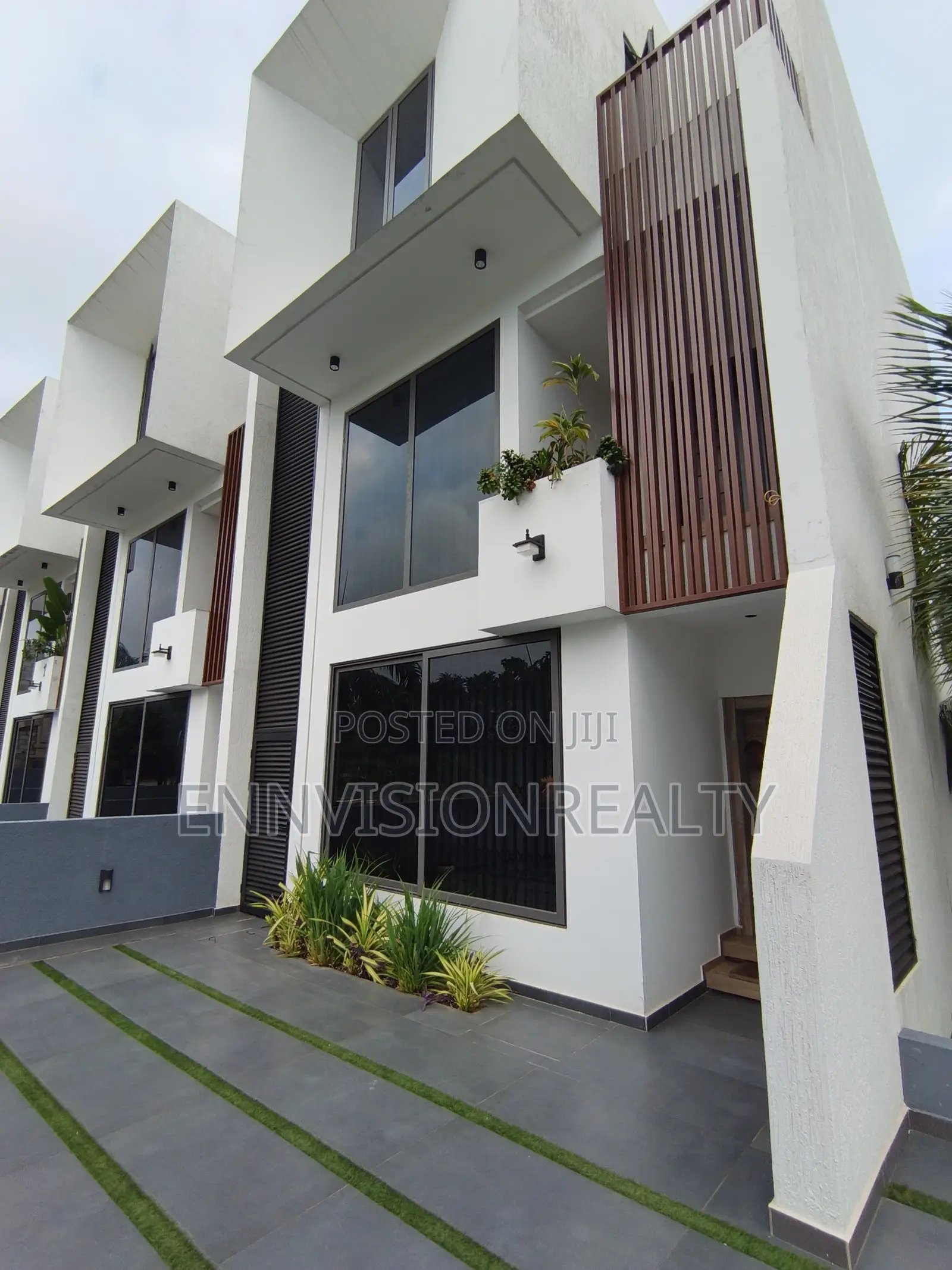 3bdrm House in Ennvision, Mile 7 for sale in Mile 7