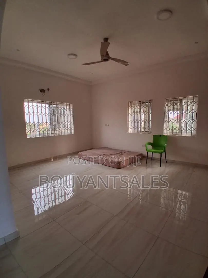 2bdrm Apartment in Ashongman, Old Ashomang for rent in Old Ashomang