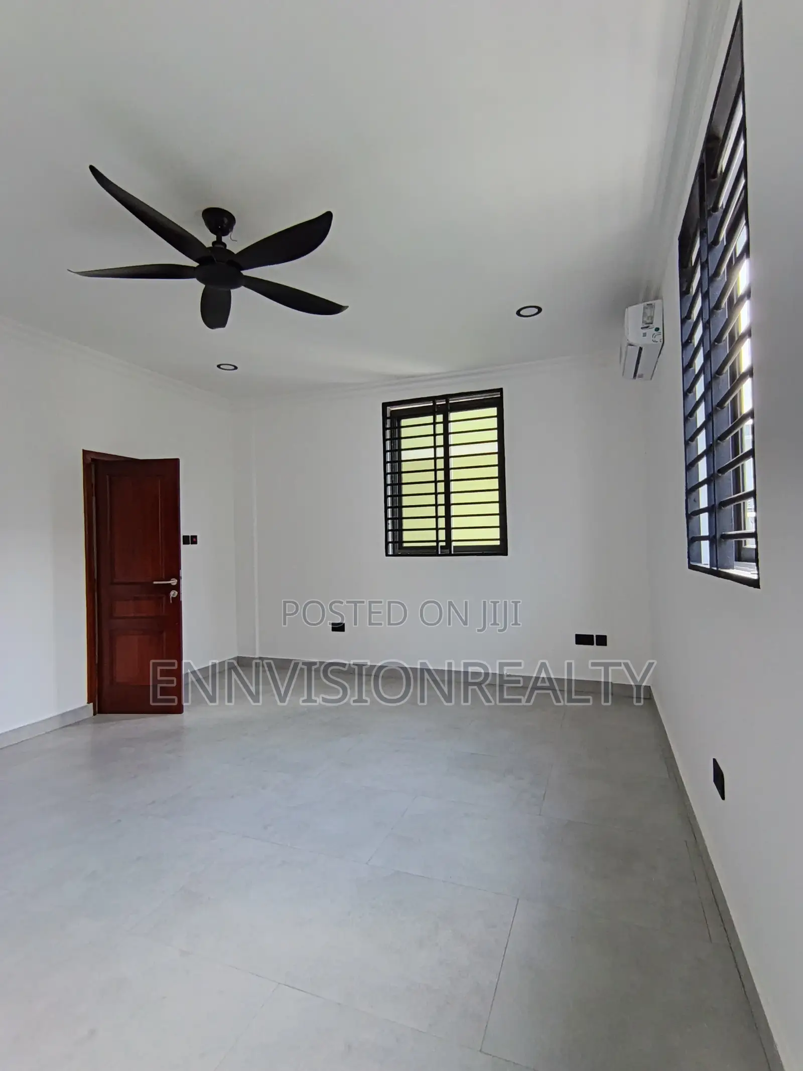 4bdrm Apartment in Mariville, Accra Metropolitan for Sale in Accra Metropolitan