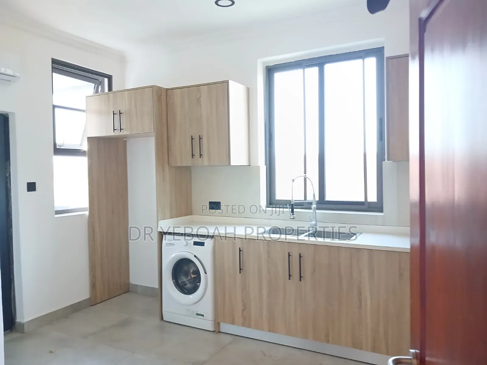 2bdrm Apartment in Spintex Road Manet:- for rent in Manet Junction