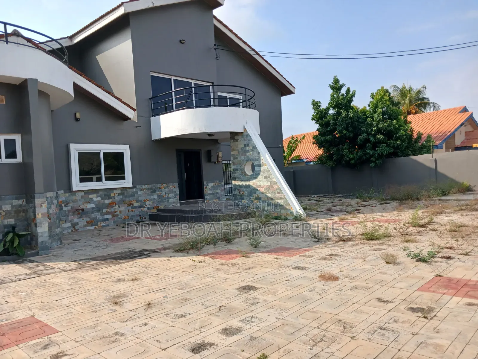 5bdrm Maisonette in Spintex Road:- 5, Manet Junction for rent in Manet Junction