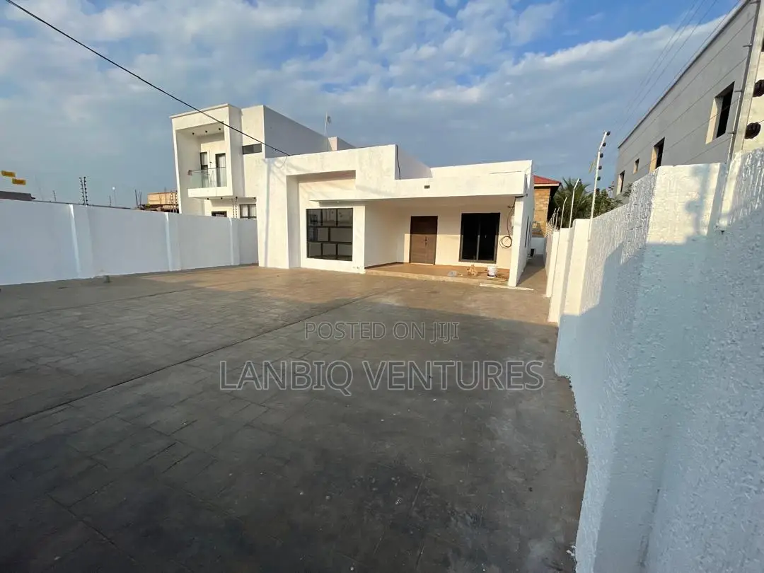 3bdrm House in Ashaley Botwe for sale in Ashaley Botwe