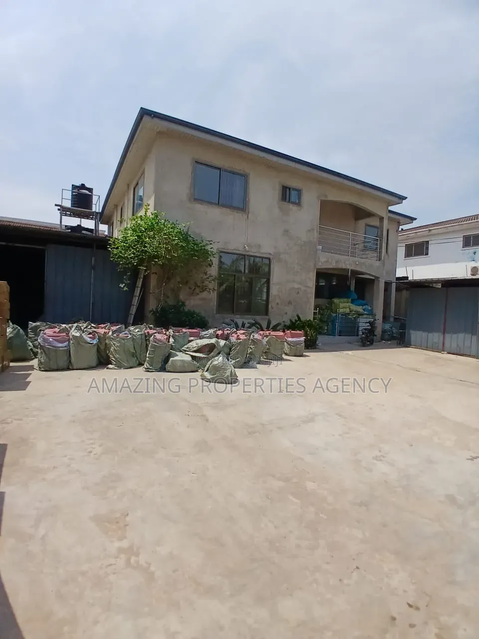 Were House for Sale at East Airport in Papaye