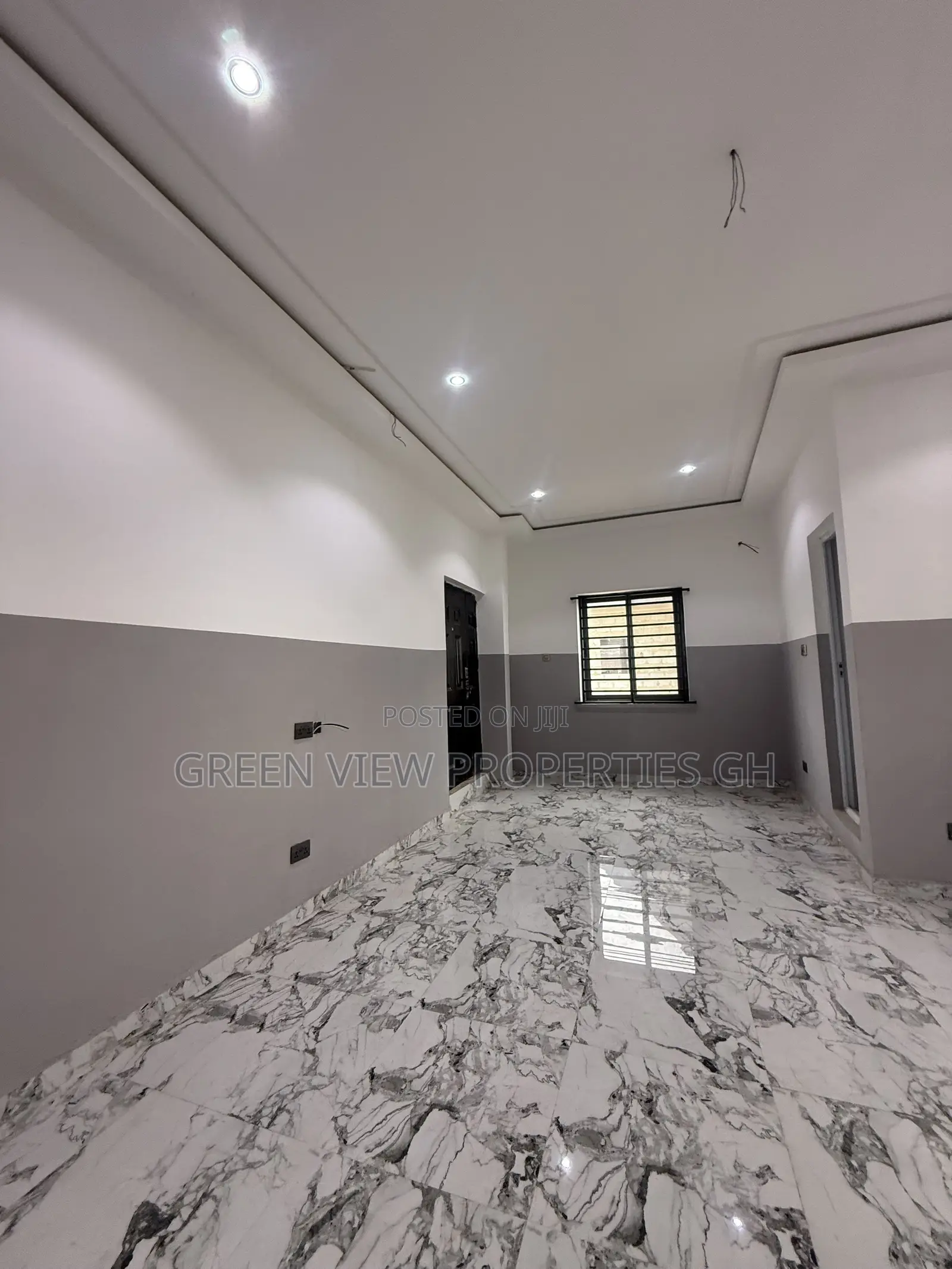 2bdrm Apartment in West Hills Mall Area for rent in West Hills Mall Area