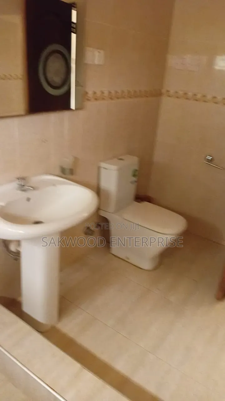 3bdrm House in Sakwood Enterprise, Oyibi for rent in Oyibi