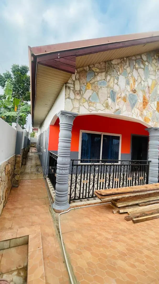 4bdrm House in Pokuase Afiaman for rent in Pokuase