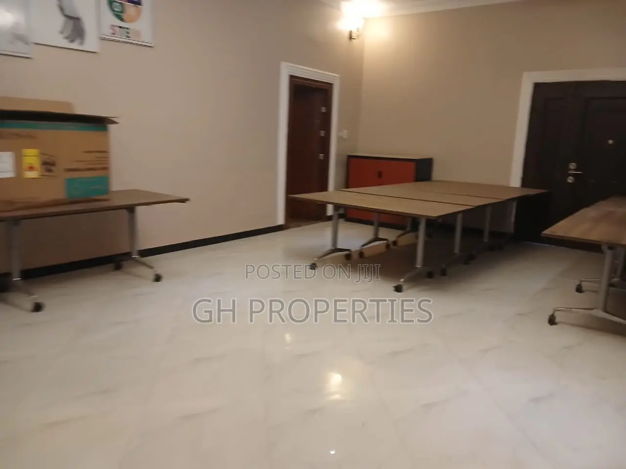 3bdrm Apartment in Ahodwo Sokoban., Kumasi Metropolitan for sale in Kumasi Metropolitan