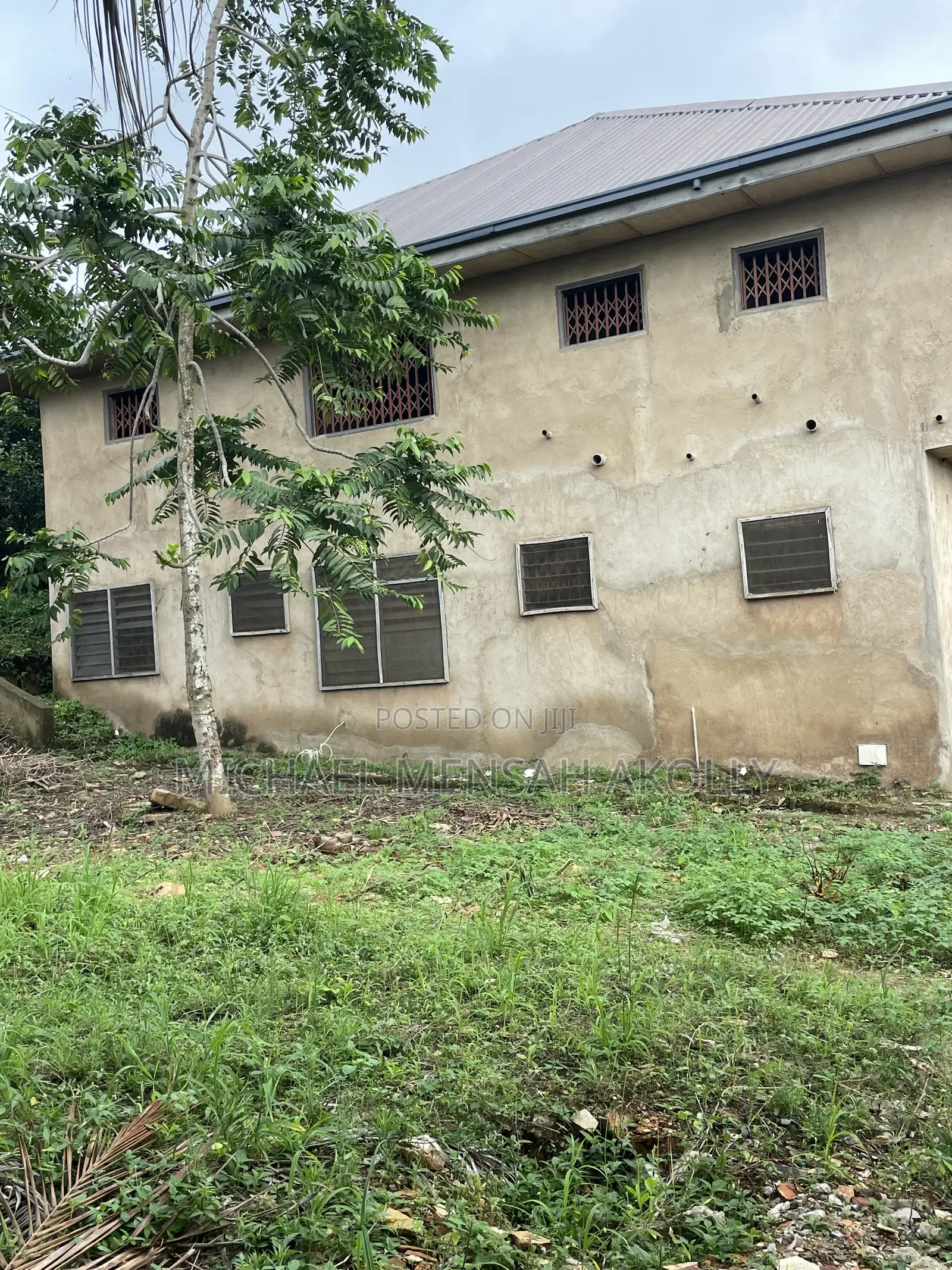 8bdrm Duplex in Ashongman Estate, Police Station for sale in Police Station