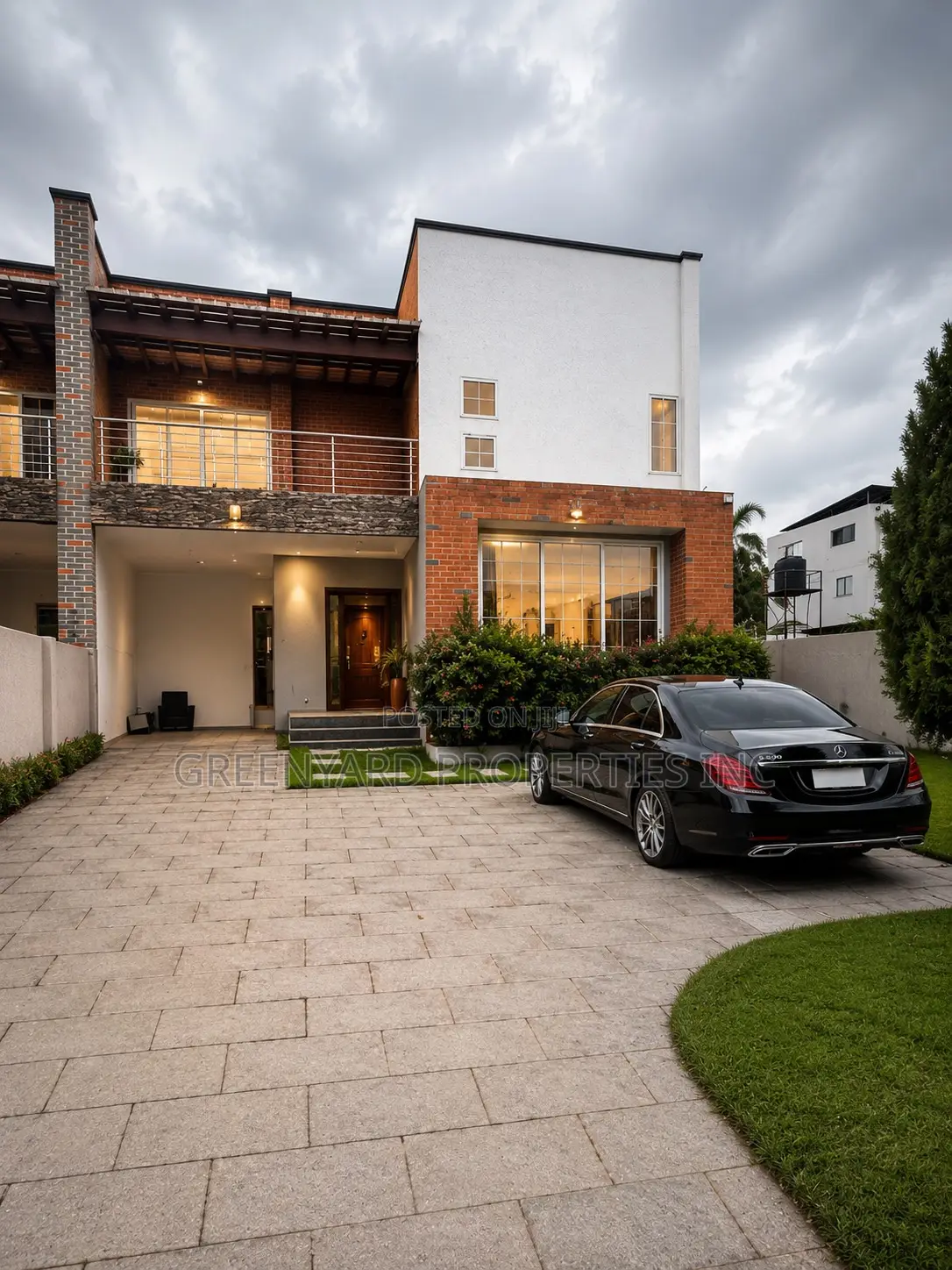 3bdrm House in A&C Mall, East Legon for rent in East Legon