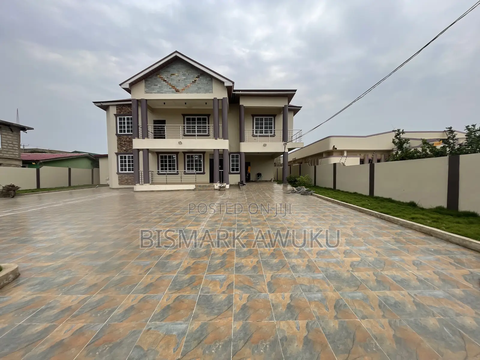 5bdrm House in East Legon for rent in East Legon