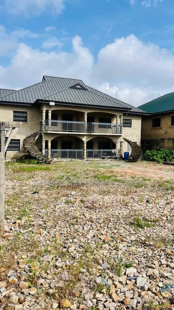 8bdrm Apartment in Sefdard Properties, Pokuase for sale in Pokuase