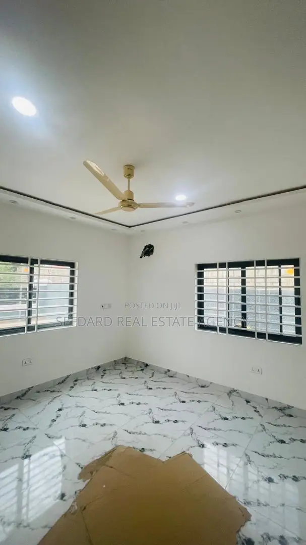 3bdrm House in Sefdard Properties, Pokuase for sale in Pokuase