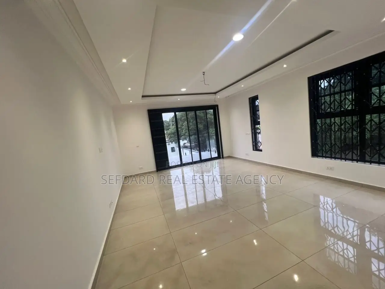 4bdrm Duplex in Sefdard Properties, Teshie-Nungua Estates for sale in Teshie-Nungua Estates