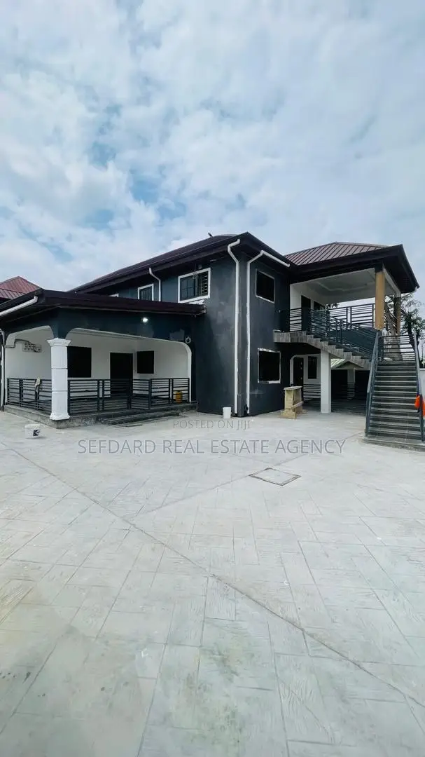 2bdrm Apartment in Sefdard Properties, Ablekuma for rent in Ablekuma