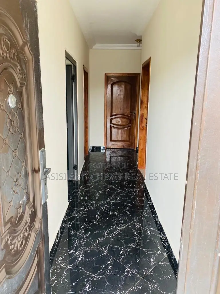 2bdrm Apartment in Lasisi And Christ, Ablekuma for rent in Ablekuma