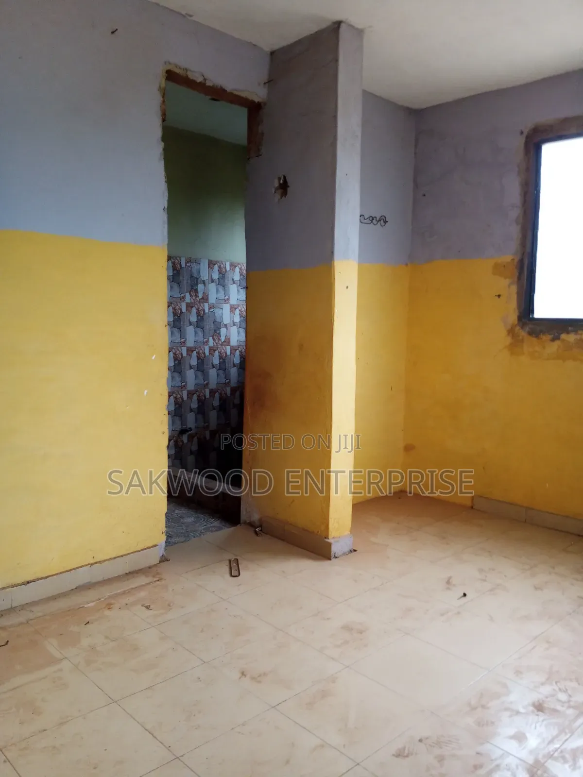 1bdrm Apartment in Sakwood Enterprise, Danfa for rent in Danfa